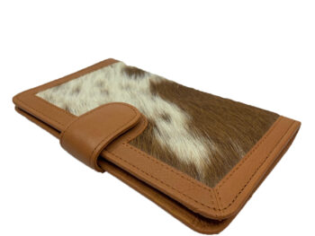 Belle Couleur - Isabelle Tan and White Cowhide Wallet
