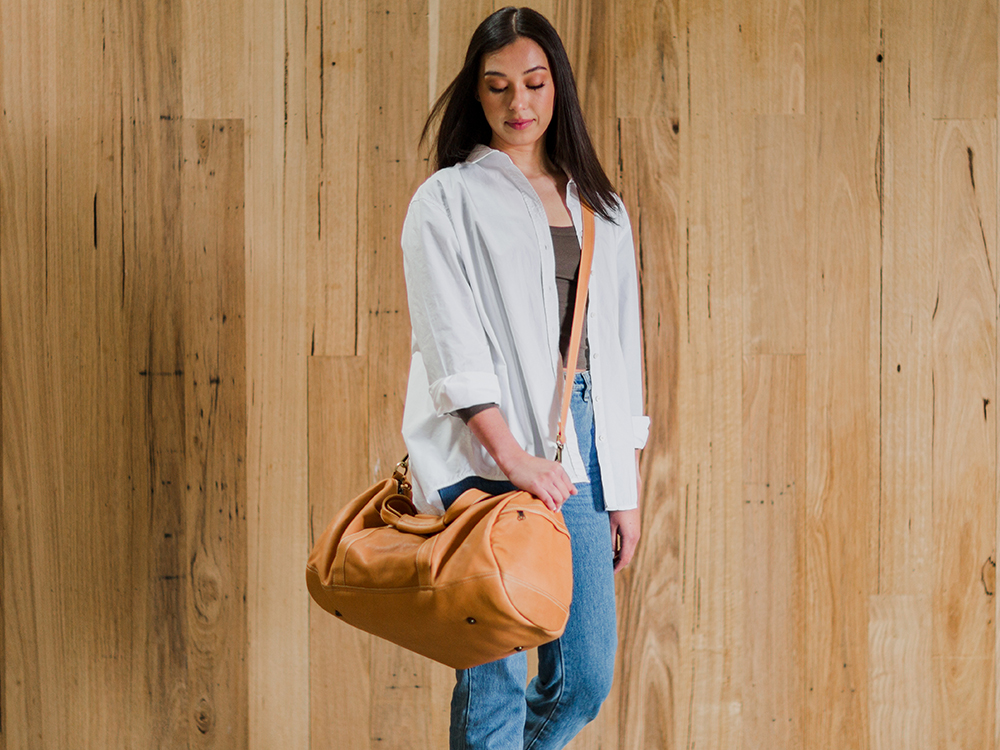 Belle Couleur - Domenique Tan Leather Duffel Bag feature
